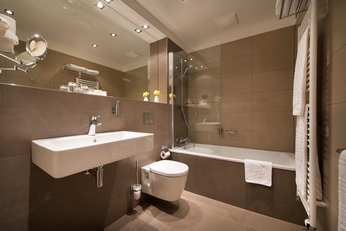 EA Hotel Embassy Prague**** - двухместный номер - ванная комната