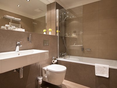 EA Hotel Embassy Prague**** - double room - bathroom